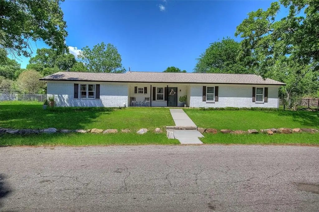 Greenville, TX 75402,4179 County Road 3524