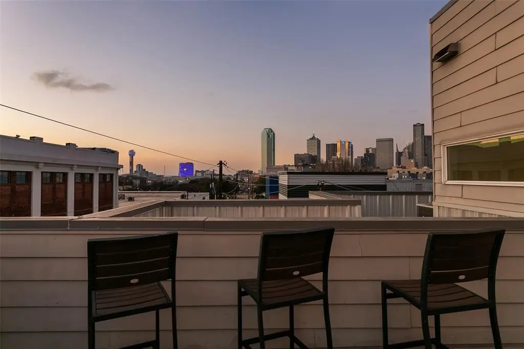 Dallas, TX 75215,1205 Hyde Court