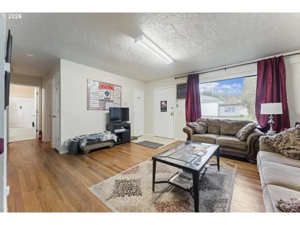 9477 SE MALONEY PL, Happy Valley, OR 97086