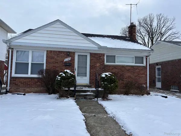 Eastpointe, MI 48021,16784 Toepfer DR