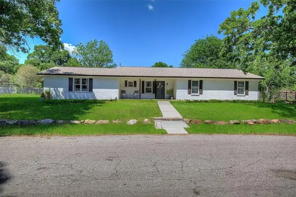 4179 County Road 3524, Greenville, TX 75402