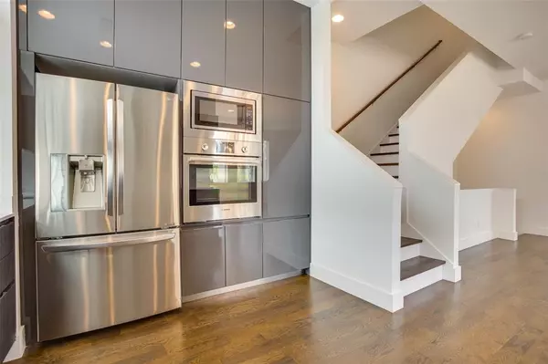 Dallas, TX 75215,1205 Hyde Court