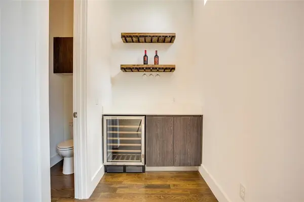 Dallas, TX 75215,1205 Hyde Court