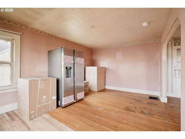 Portland, OR 97217,6356 N DENVER AVE