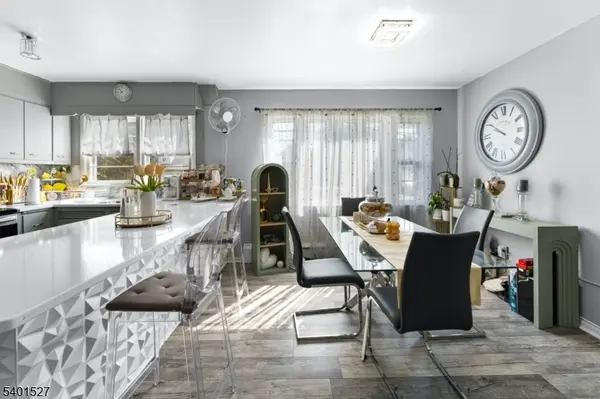 Manville Boro, NJ 08835,325 N 7TH AVE