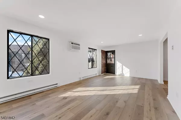 Hillsborough Twp., NJ 08844,73Q Farm Rd #Q