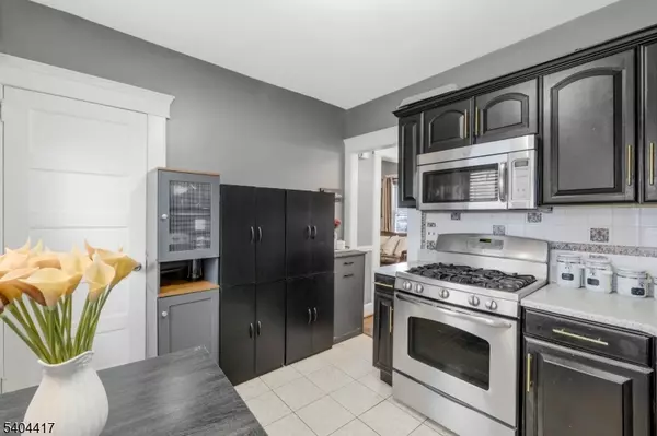 Clifton City, NJ 07013,174 Colfax Ave