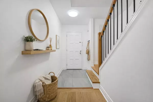 Toronto C15, ON M2J 4H9,70 Elsa Vine WAY