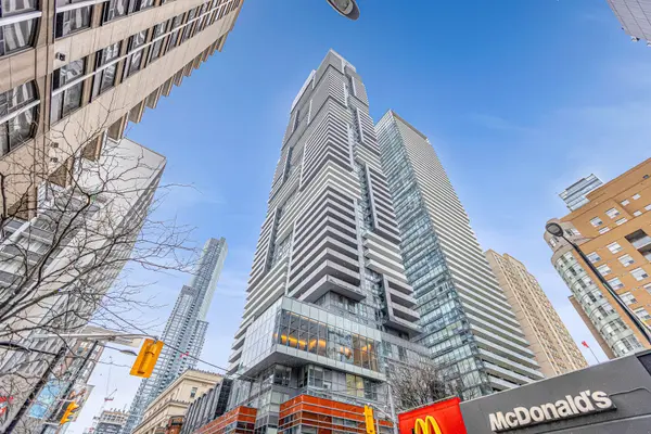 Toronto C01, ON M4Y 0E9,7 Grenville ST #2511