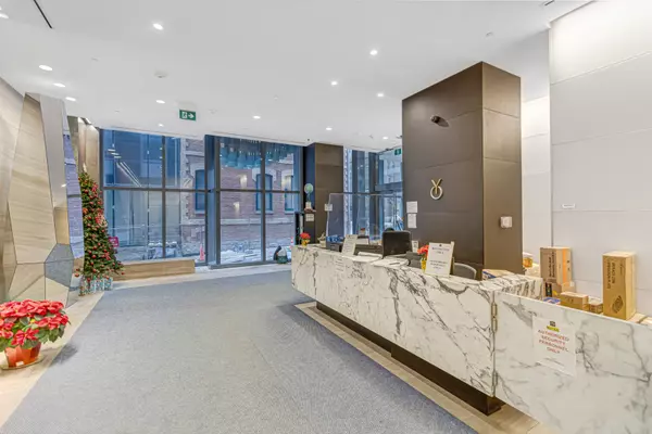 Toronto C01, ON M4Y 0E9,7 Grenville ST #2511