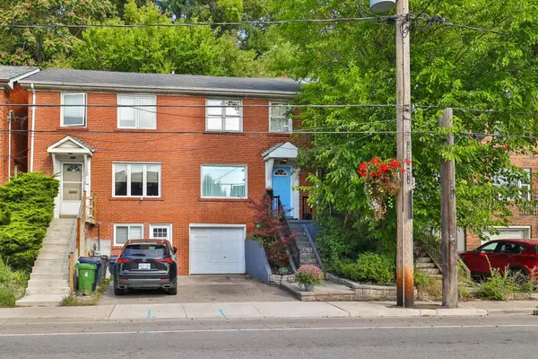 Toronto C02, ON M5R 1K9,618 Davenport RD