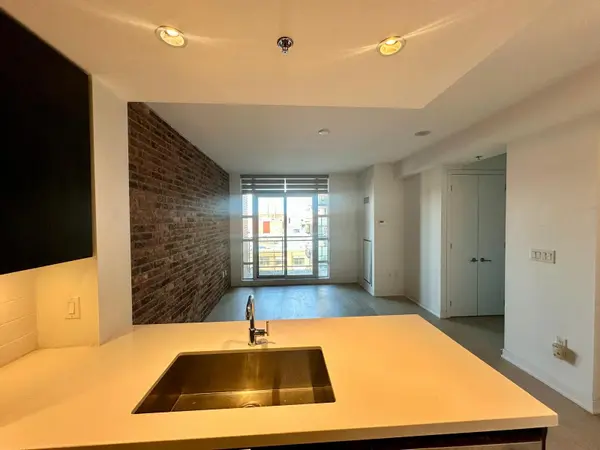 Toronto E01, ON M4M 0A6,88 Colgate AVE #507