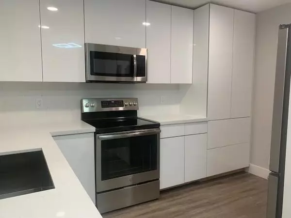 Pompano Beach, FL 33066,3463 Carambola Cir #2476