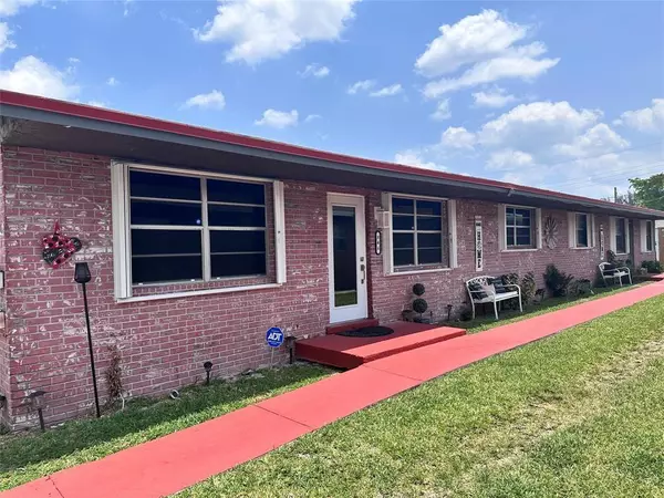 Hallandale Beach, FL 33009,846 NW 8th St