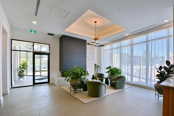 Collingwood, ON L9Y 0E8,31 Huron ST #227