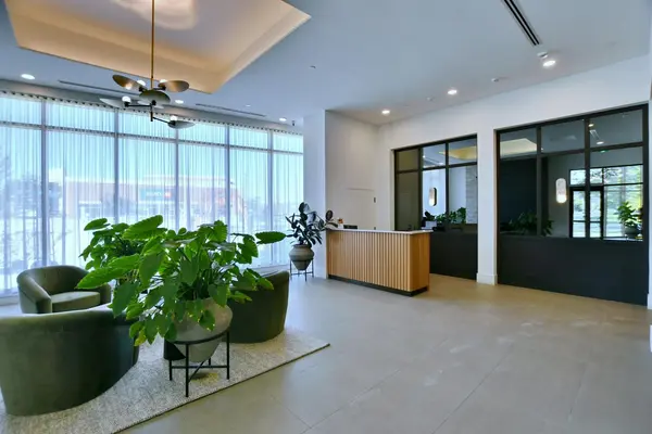 Collingwood, ON L9Y 0E8,31 Huron ST #227