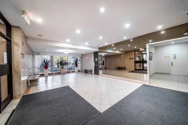 455 Sentinel RD #1014, Toronto W05, ON M3J 1V5