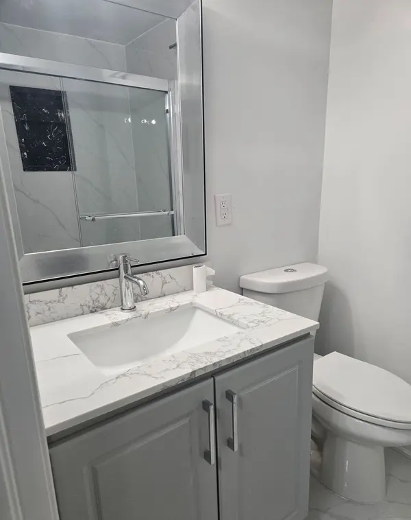 Brampton, ON L6Y 4R1,80 Torrance Wood