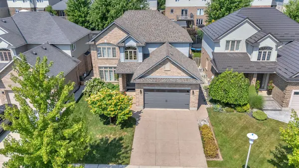 823 Longworth RD,  London South,  ON N6K 0B6