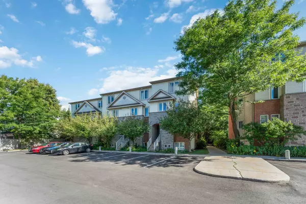 Cyrville - Carson Grove - Pineview, ON K1J 1K7,67 Strathaven Private