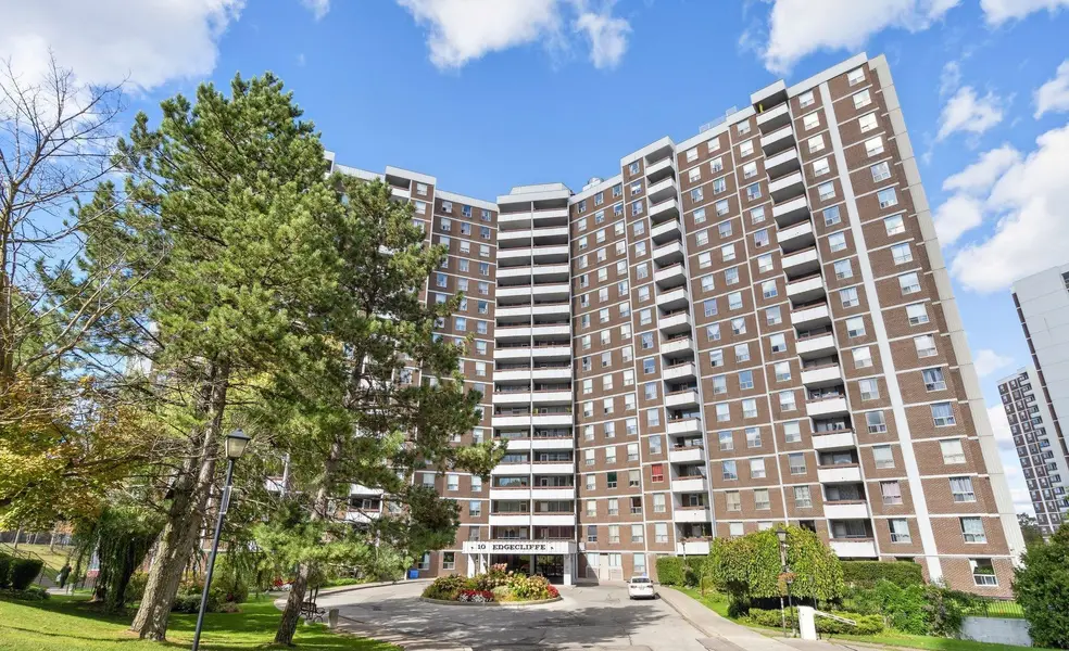 10 Edgecliff Golfway #909, Toronto C11, ON M3C 3A3
