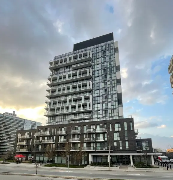 128 Fairview Mall DR #2, Toronto C15, ON M2J 0E8