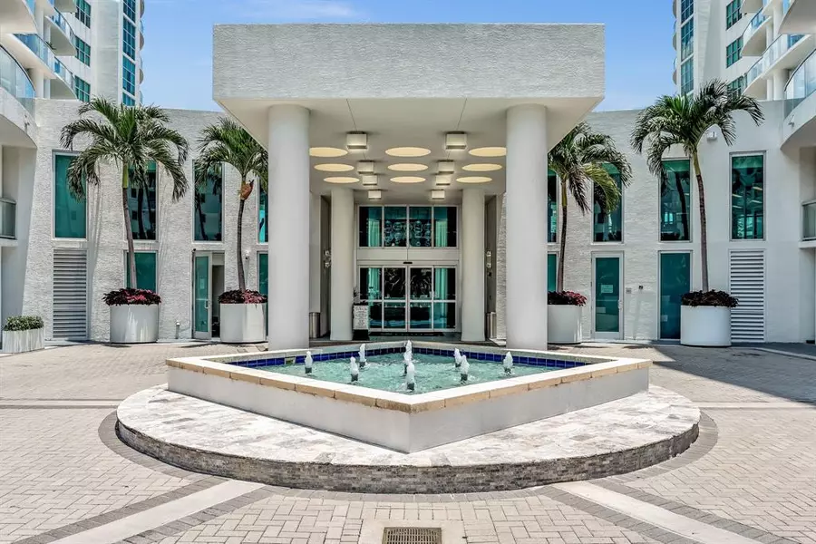 3131 NE 188th Street #2-1201, Aventura, FL 33180