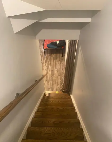 16 Golden Springs DR, Brampton, ON L7A 4N4