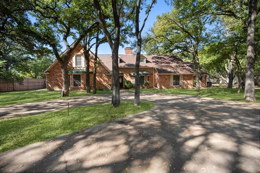 Arlington, TX 76017,5116 Hidden Oaks Lane