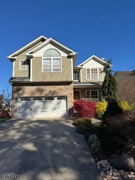 Linden City, NJ 07036,1210 Orchard Ter