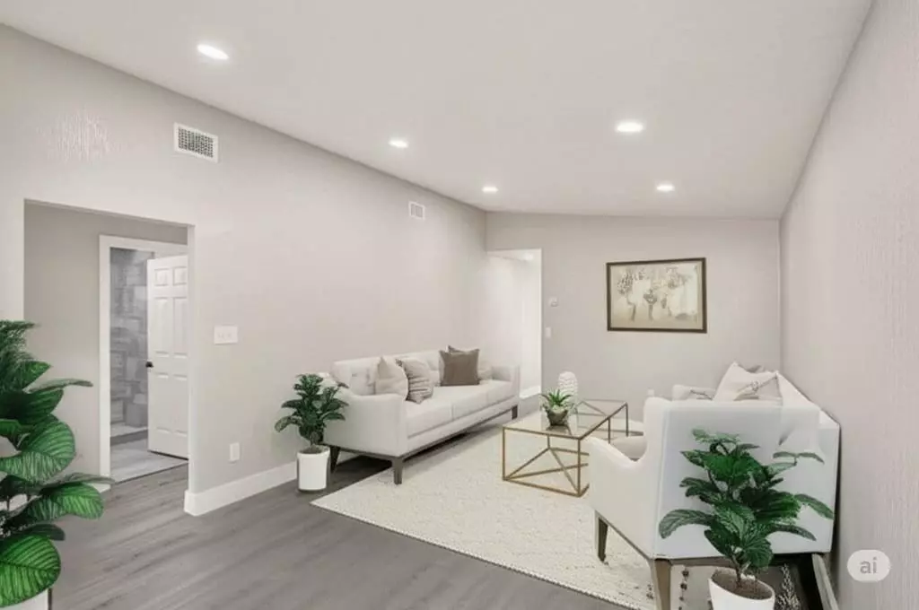 Hialeah, FL 33016,2614 W 65th St