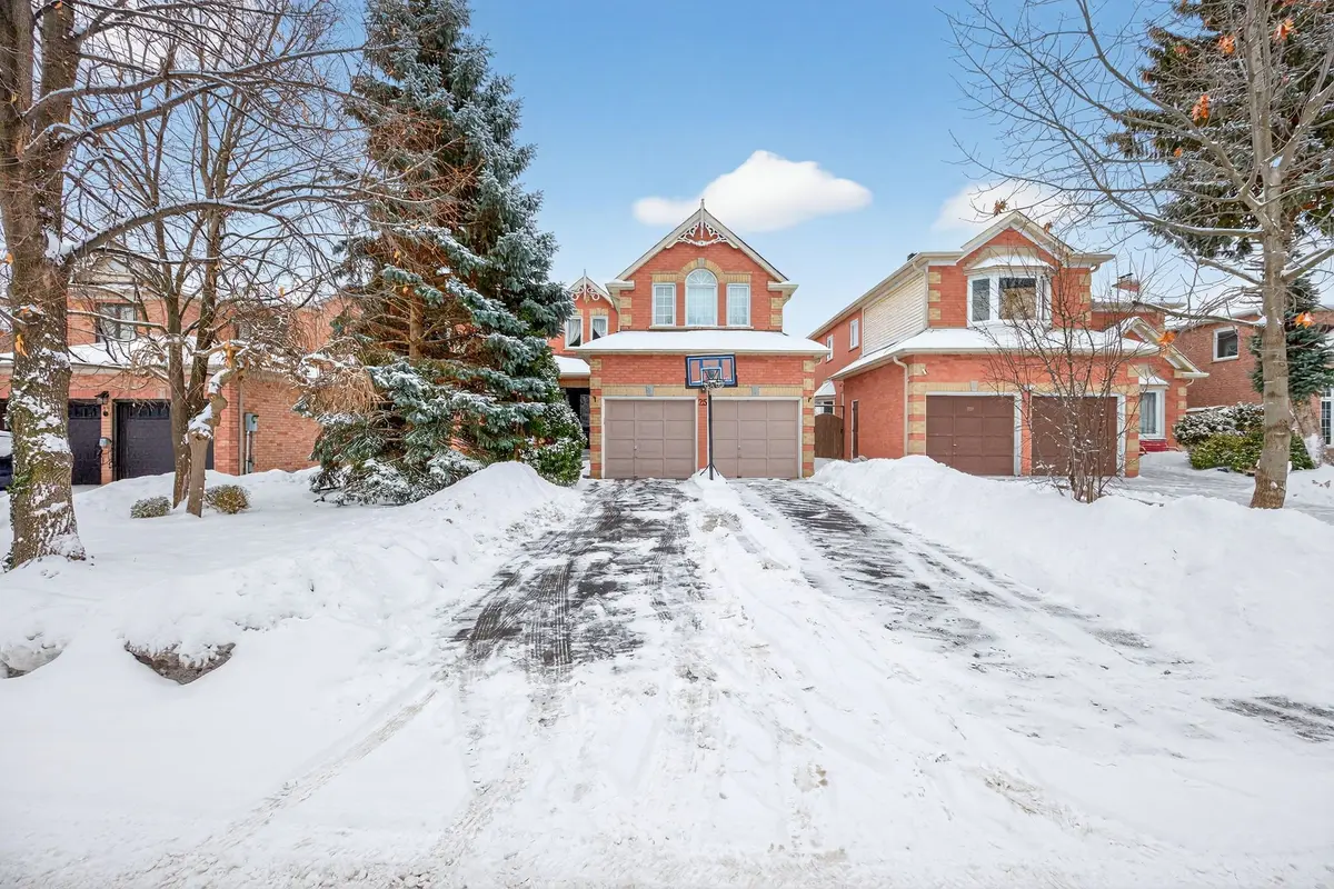 Markham, ON L3R 8W5,25 Heatherwood CRES