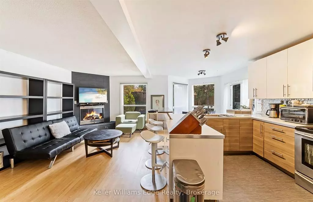 Kitchener, ON N2A 3Y8,10 Zeffer PL