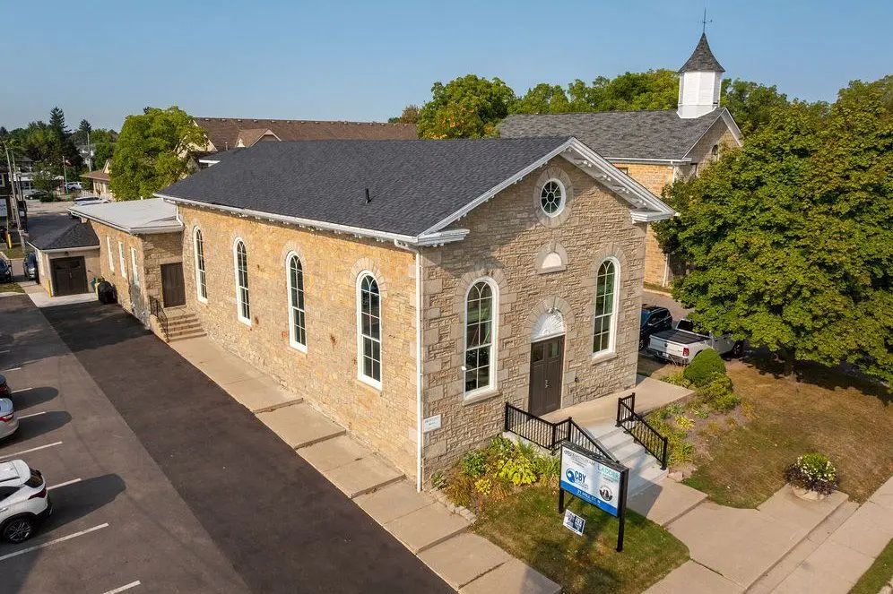 Hamilton, ON L0R 2H0,21 Mill ST N #Main Level