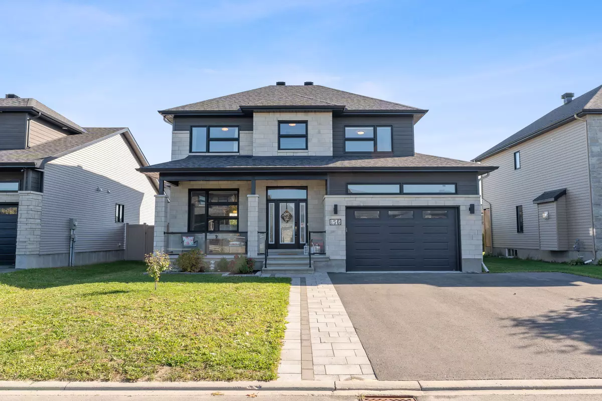 Russell, ON K0A 1W0,156 Lyon ST