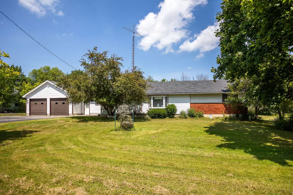 Georgian Bluffs, ON N4K 6V5,873 14th ST W