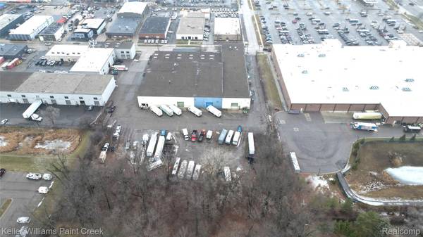 2020 Bellaire AVE, Royal Oak, MI 48067