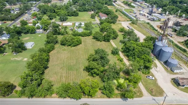 Sulphur Springs, TX 75482,850 7th Street