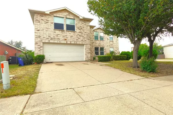 1329 Anna Lea Lane,  Burleson,  TX 76028