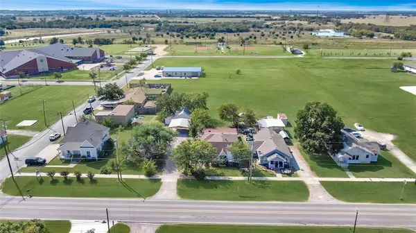 Gunter, TX 75058,305 W Main Street