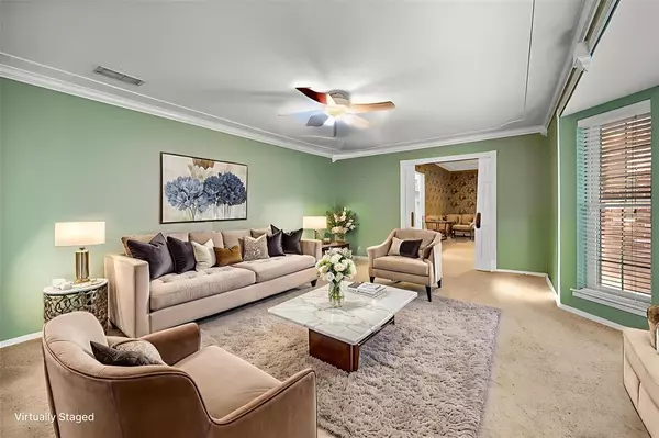 Arlington, TX 76017,5116 Hidden Oaks Lane