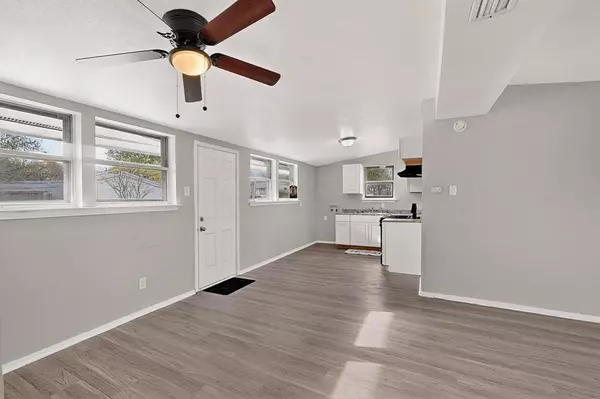 Garland, TX 75040,534 Henderson Circle