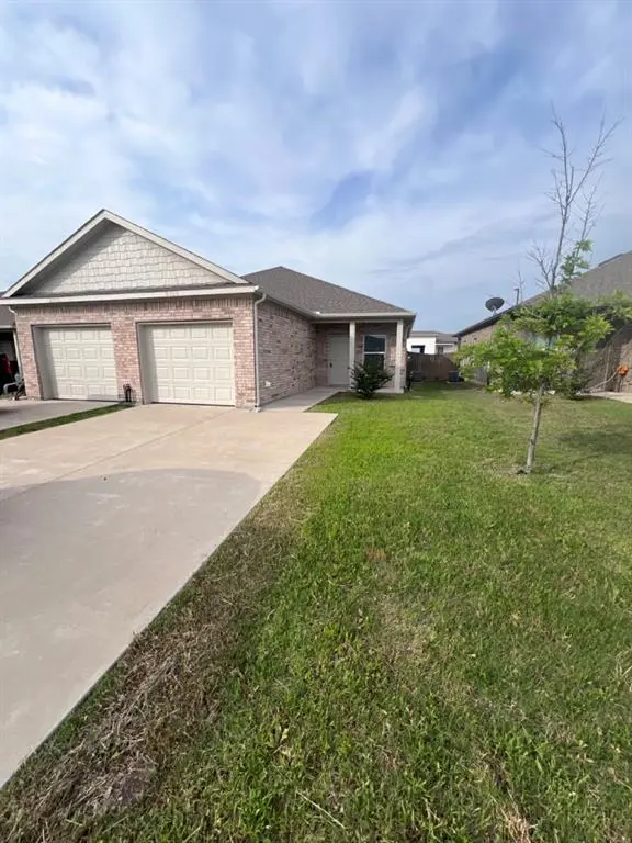 2720 Ginger Court, Sherman, TX 75092