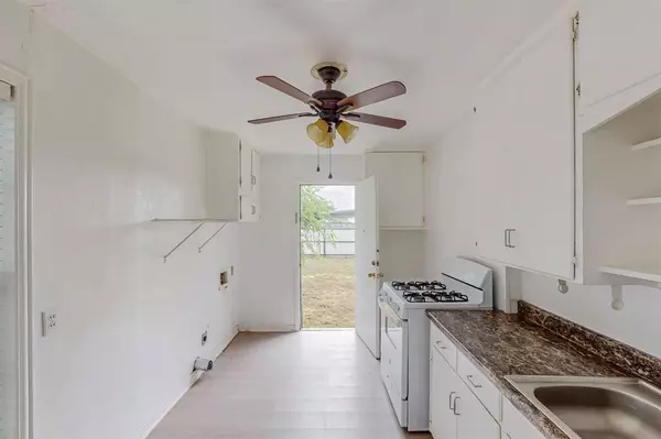 Fort Worth, TX 76115,4305 Frazier Avenue