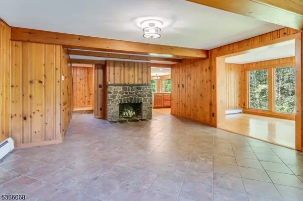 Washington Twp., NJ 07853,000 Slikers Lane