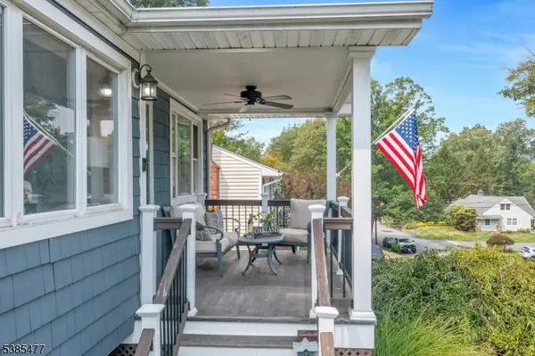 Oakland Boro, NJ 07436,22 Bannehr St