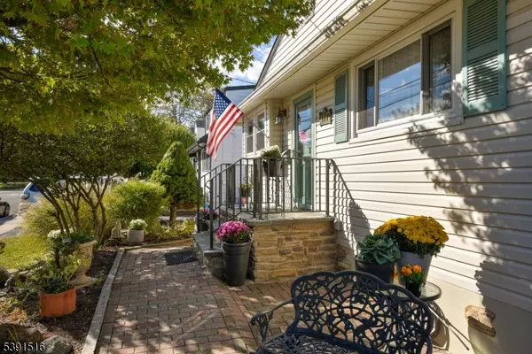 406 Washington Ave, Manville Boro, NJ 08835