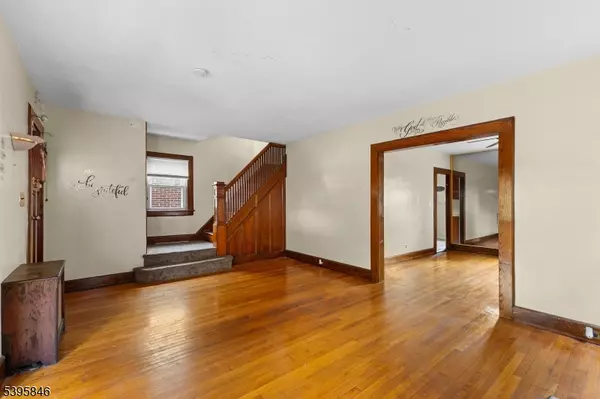 East Orange City, NJ 07017,62 Ampere Pkwy