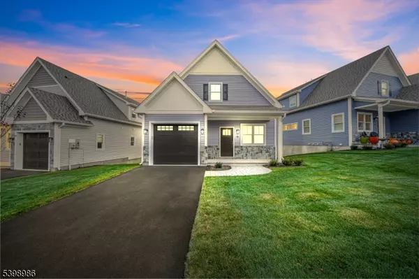 18 Birdie Ln, Boonton Town, NJ 07005