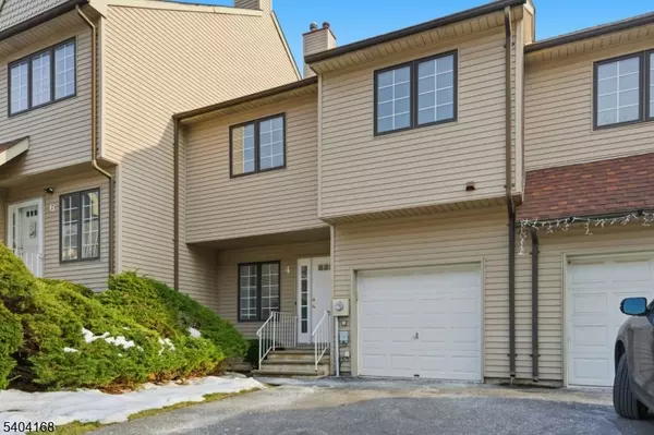 Boonton Town, NJ 07005,4 Deer Hill Ct